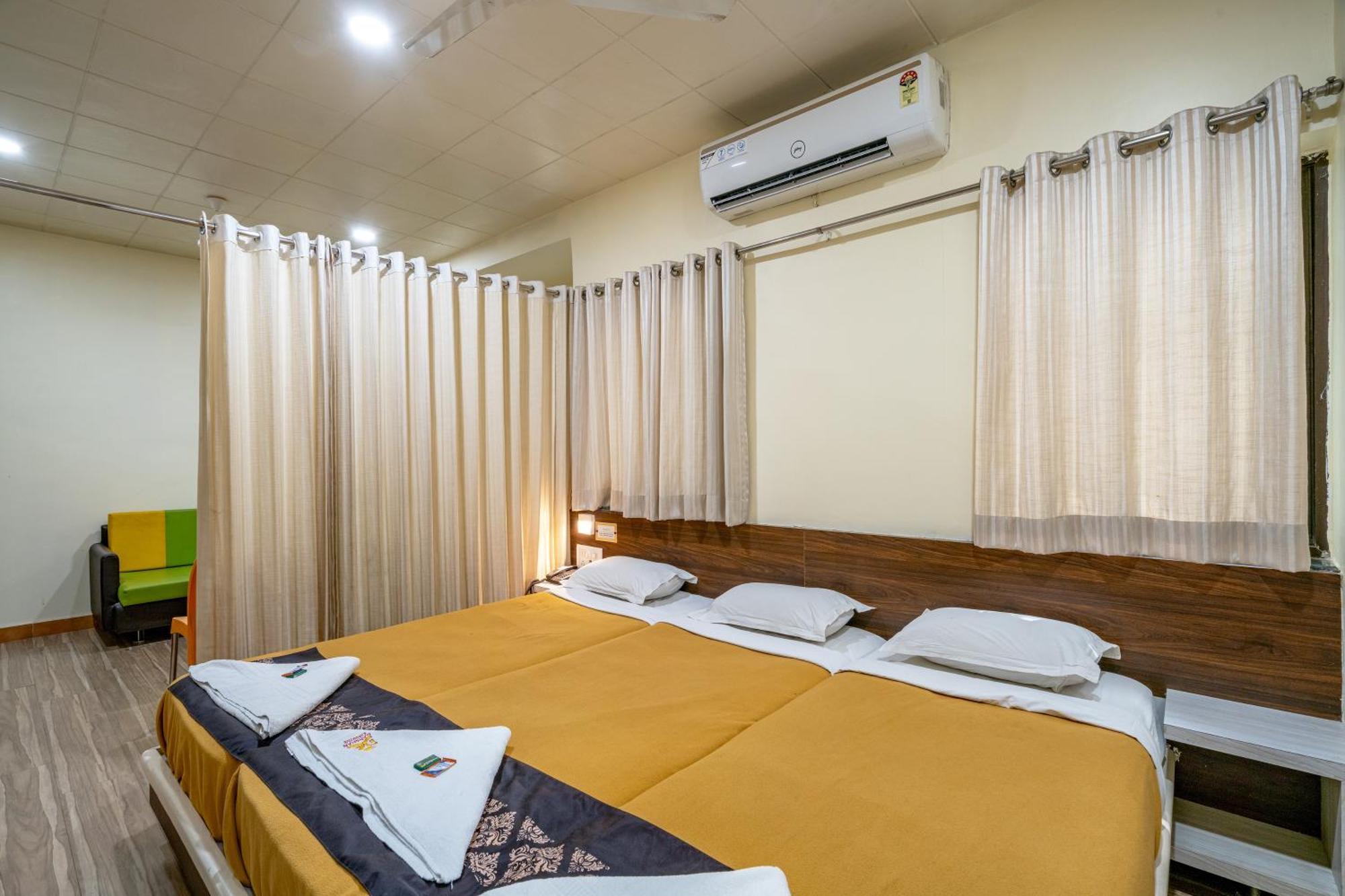 Hotel Darshan Executive Tuljapur Dış mekan fotoğraf