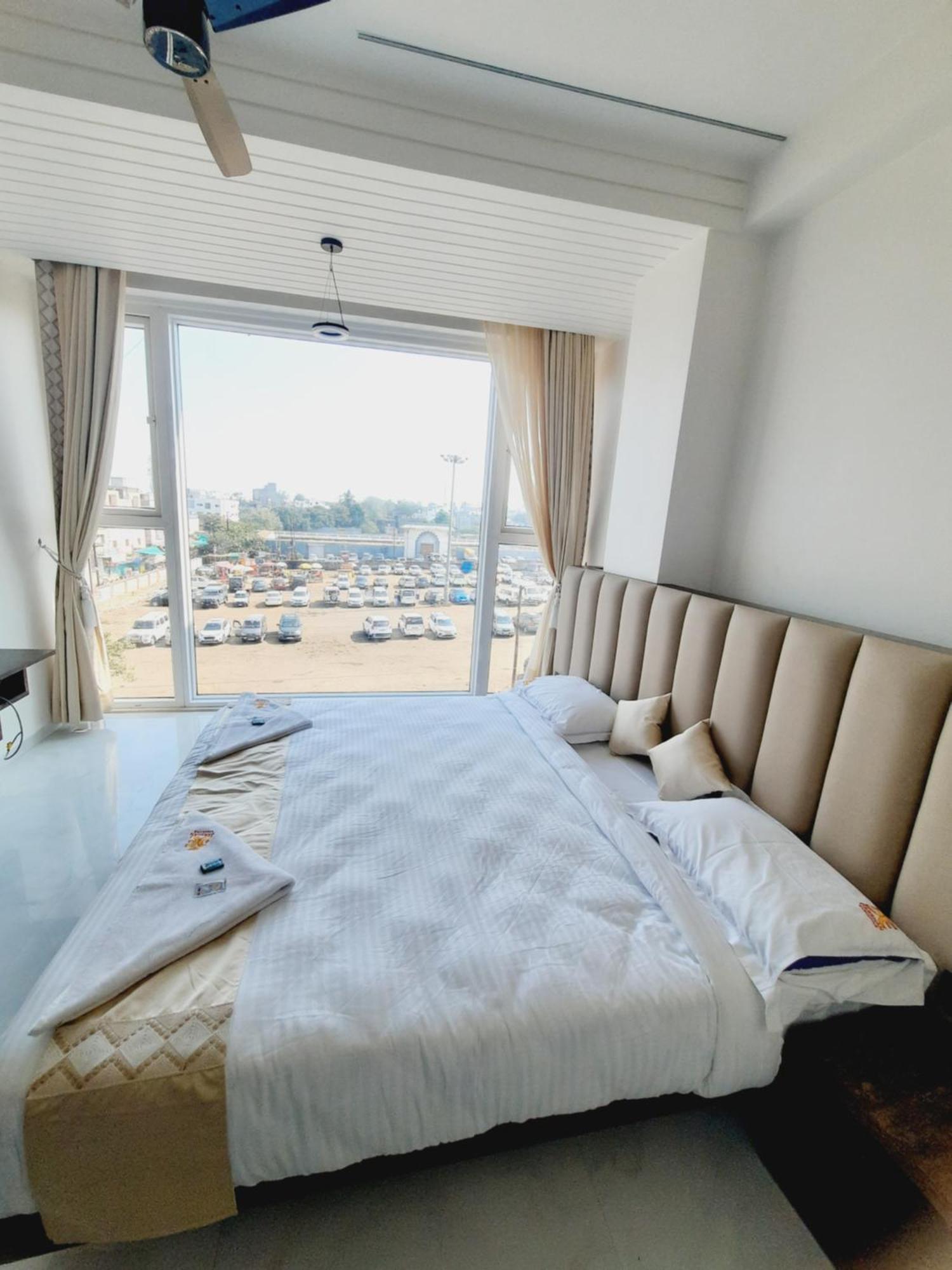 Hotel Darshan Executive Tuljapur Dış mekan fotoğraf